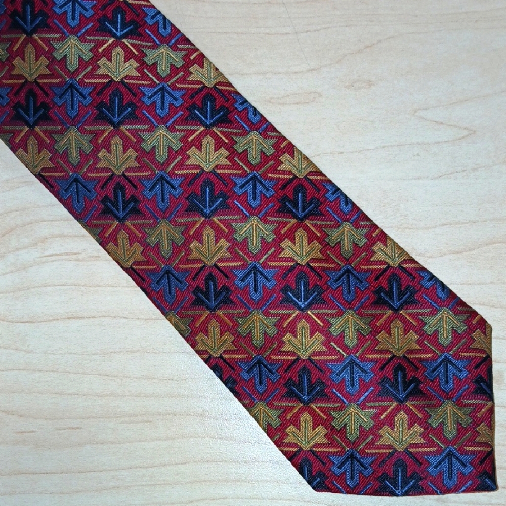XMI Platinum Men's Multicolor Patterned Tie